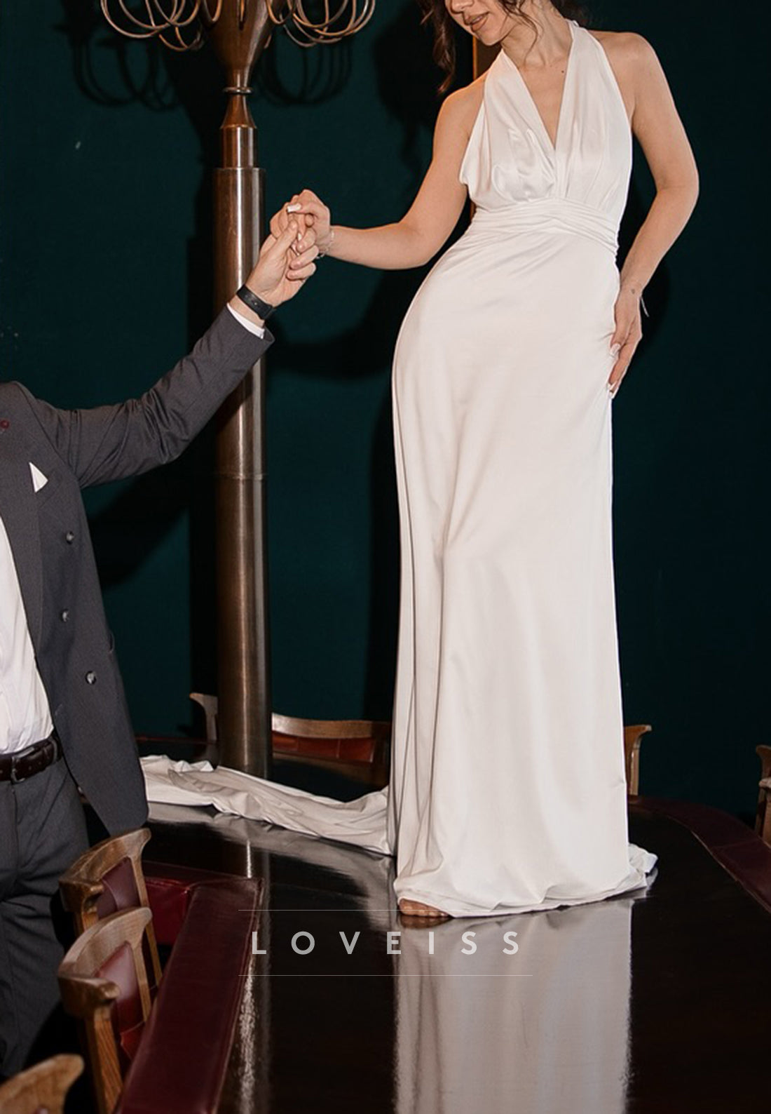 Halter V-Neck Sleeveless Sleek Sheath Beach Wedding Dress