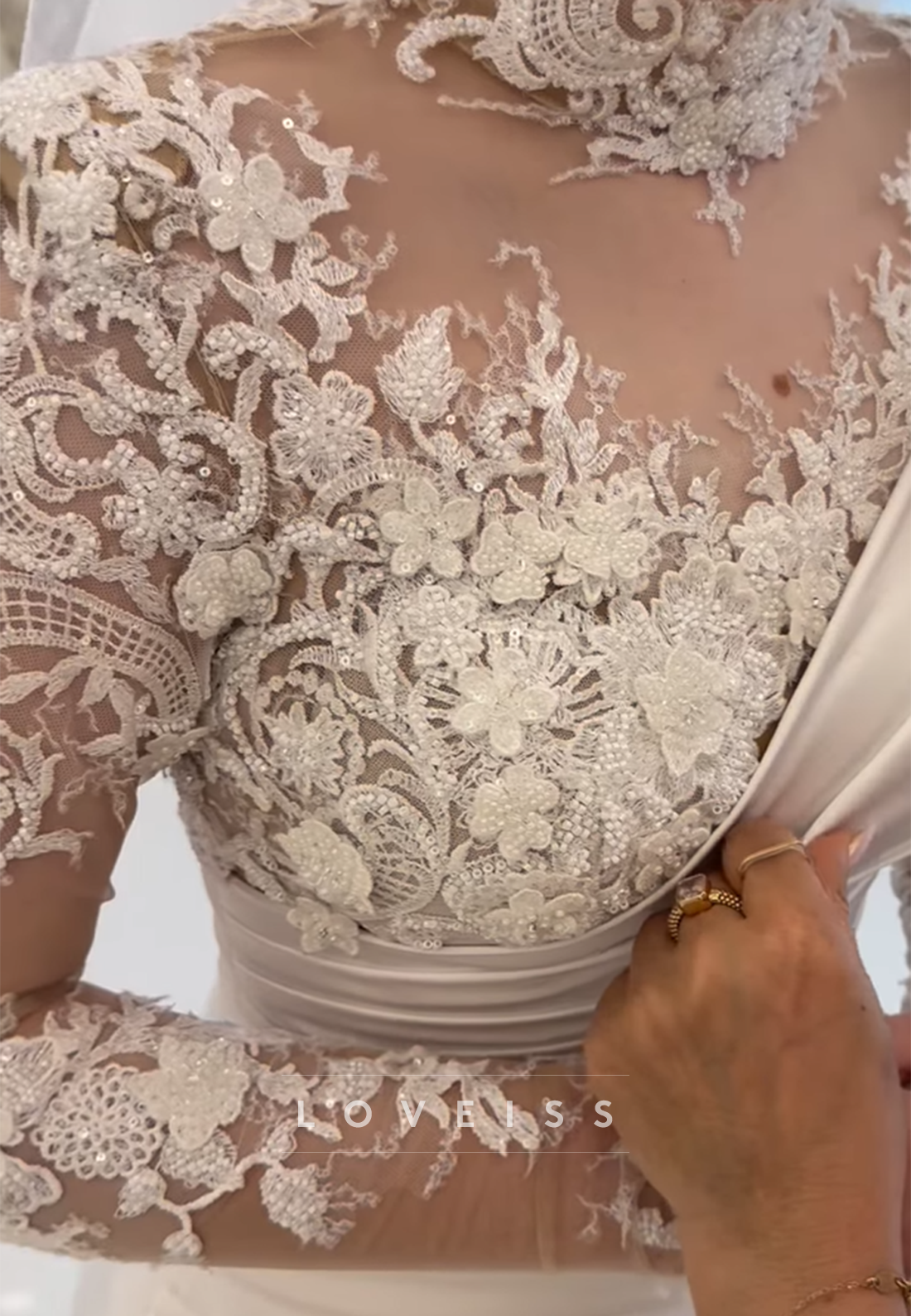 High Neck Long Sleeves Pleated Appliques Mermaid Wedding Dress