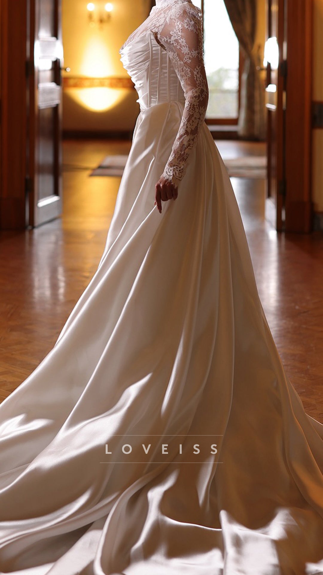 High Neck Sleek Lace Appliques Mermaid Wedding Dress with Train