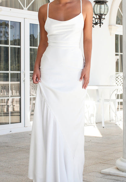 Scoop Straps Sleeveless Sleek Mermaid Beach Wedding Dress