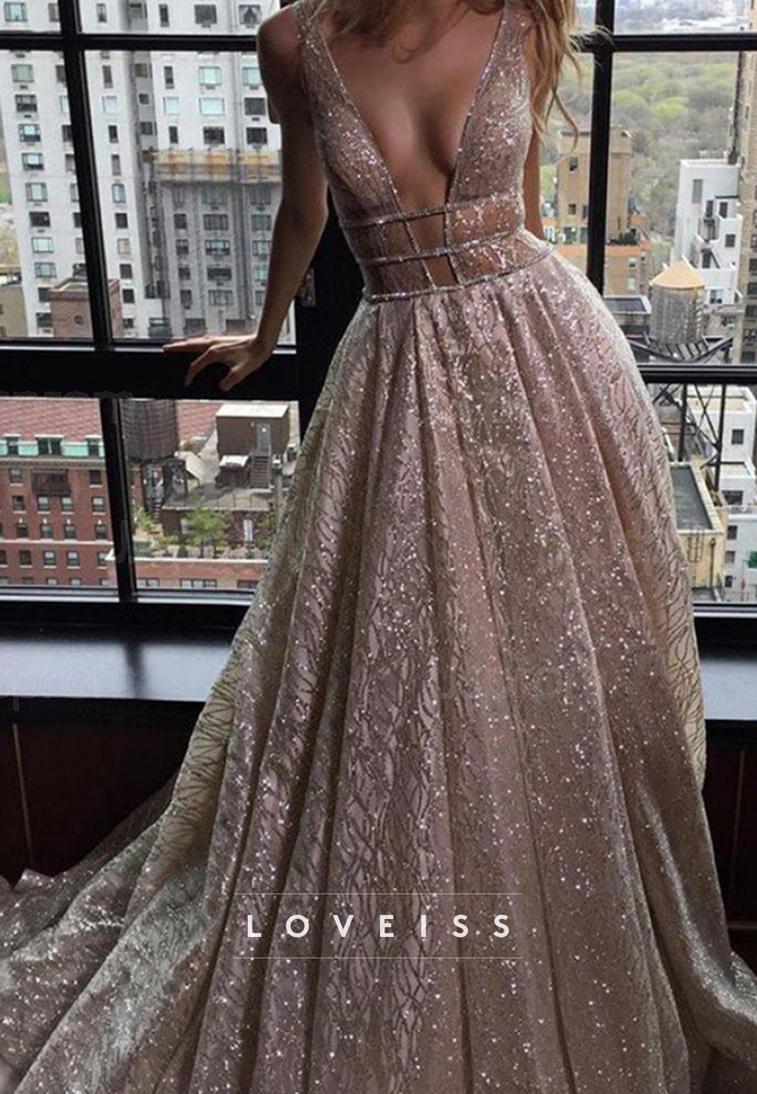 Low V-Neck Beaded Embroidery Sparkly A-Line Evening Dress