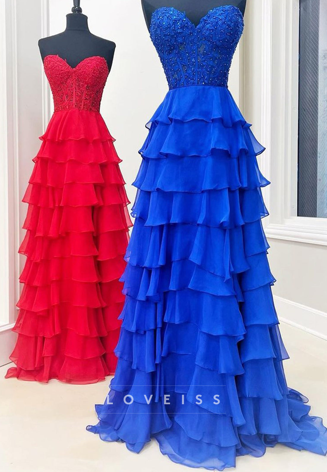 Sweetheart Sleeveless Appliques Tiered A-Line Prom Dress