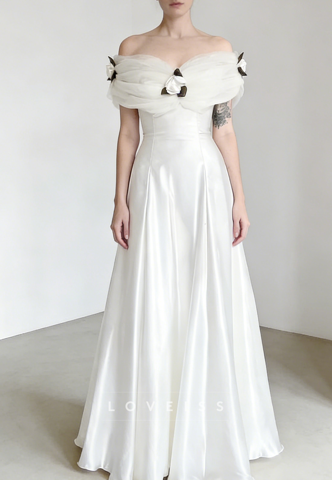 Off-Shoulder Cap Sleeves Satin Vintage A-Line Wedding Dress