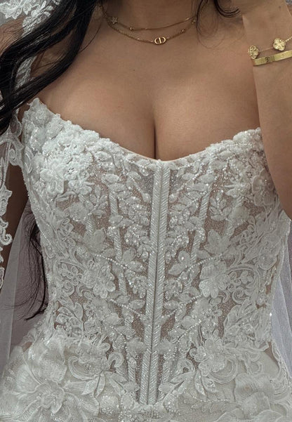 Off-Shoulder Floral Appliques Mermaid Wedding Dress