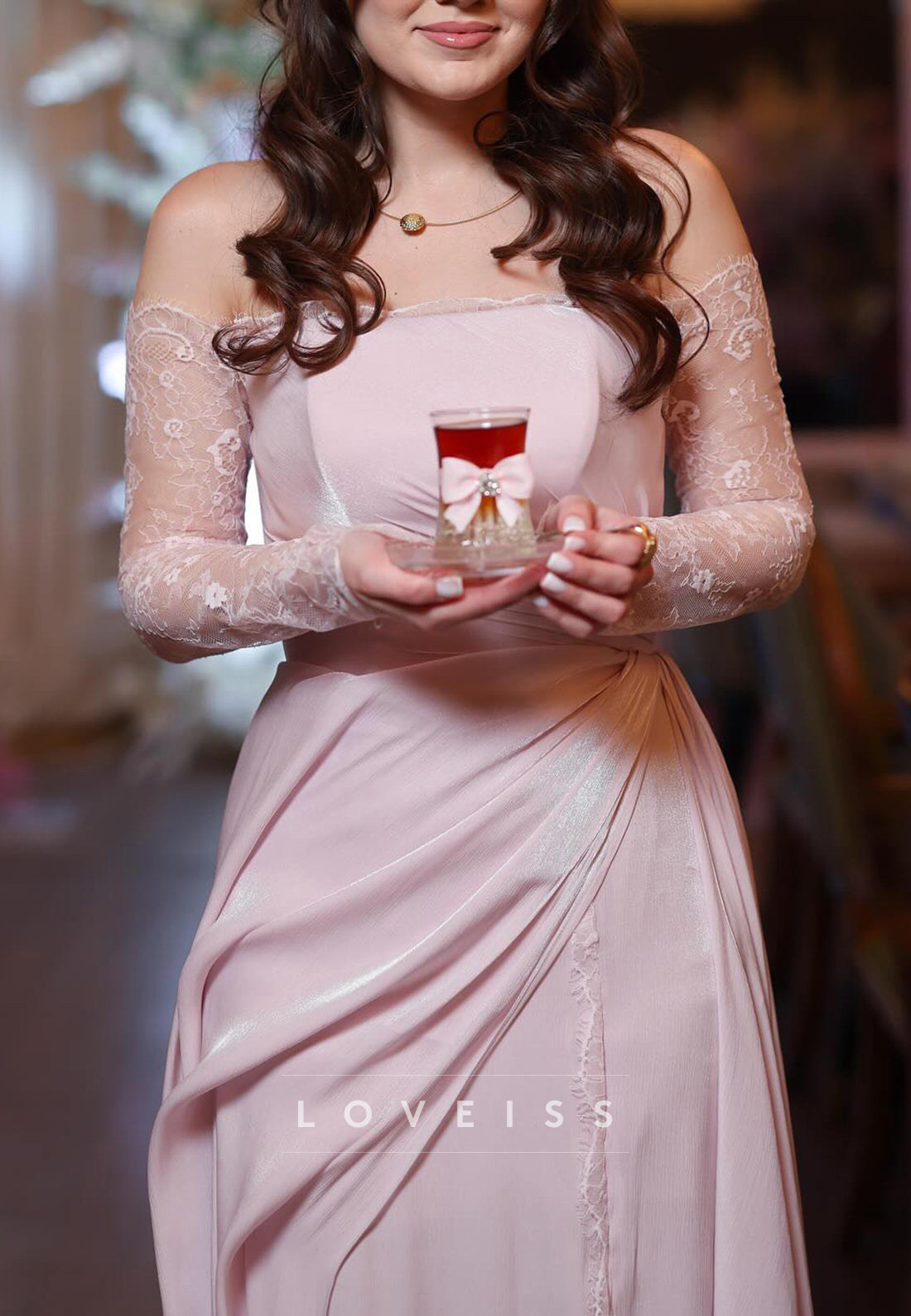 Off-Shoulder Long Sleeves Appliques Pleated Sheath Formal Dress