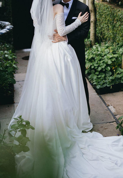 Off-Shoulder Long Sleeves Detachable Train Mermaid Wedding Dress
