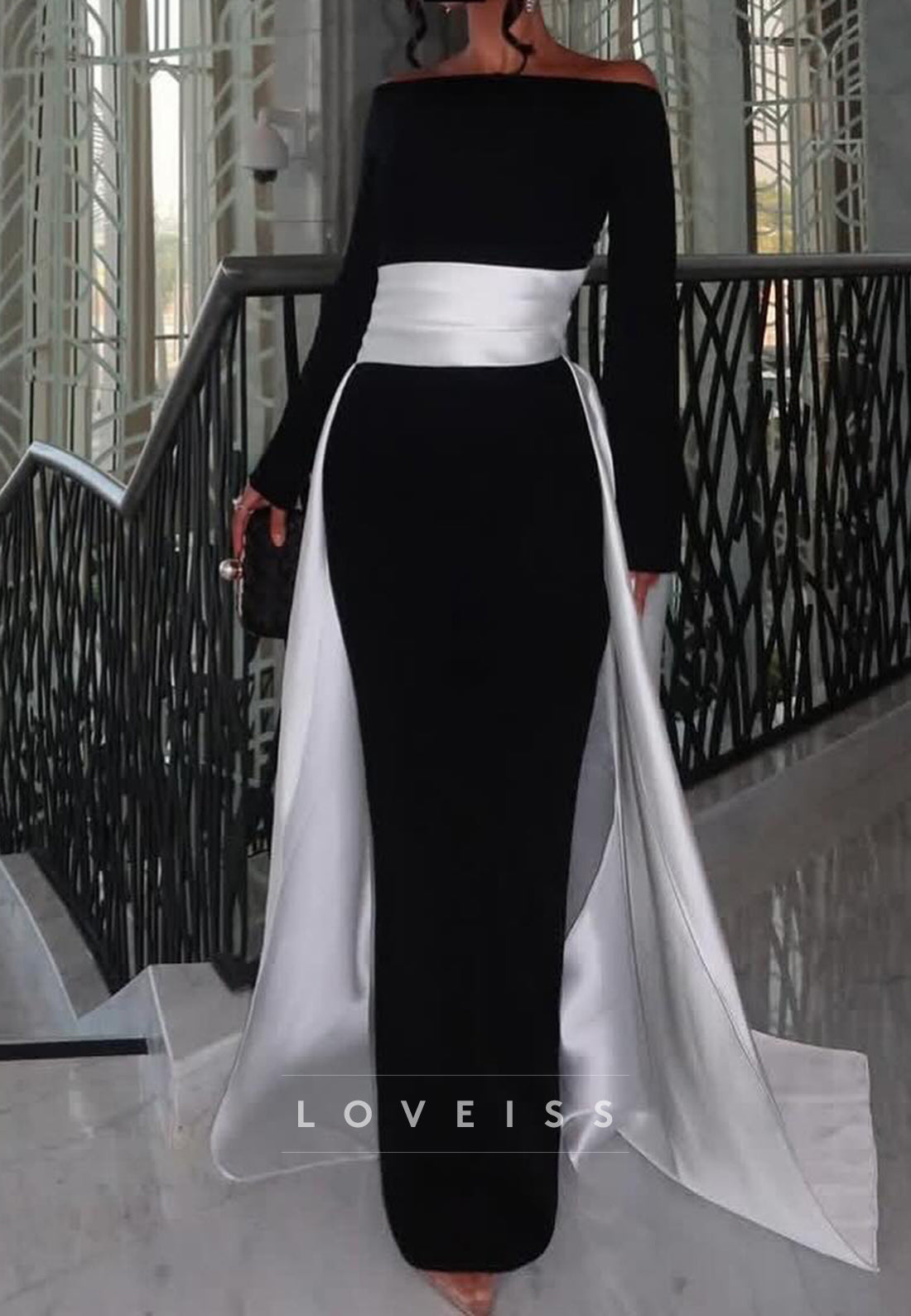 Off-Shoulder Long Sleeves Sheath Evening Dress
