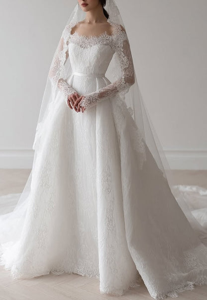 Off-Shoulder Long Sleevess Lace Appliques A-Line Wedding Dress