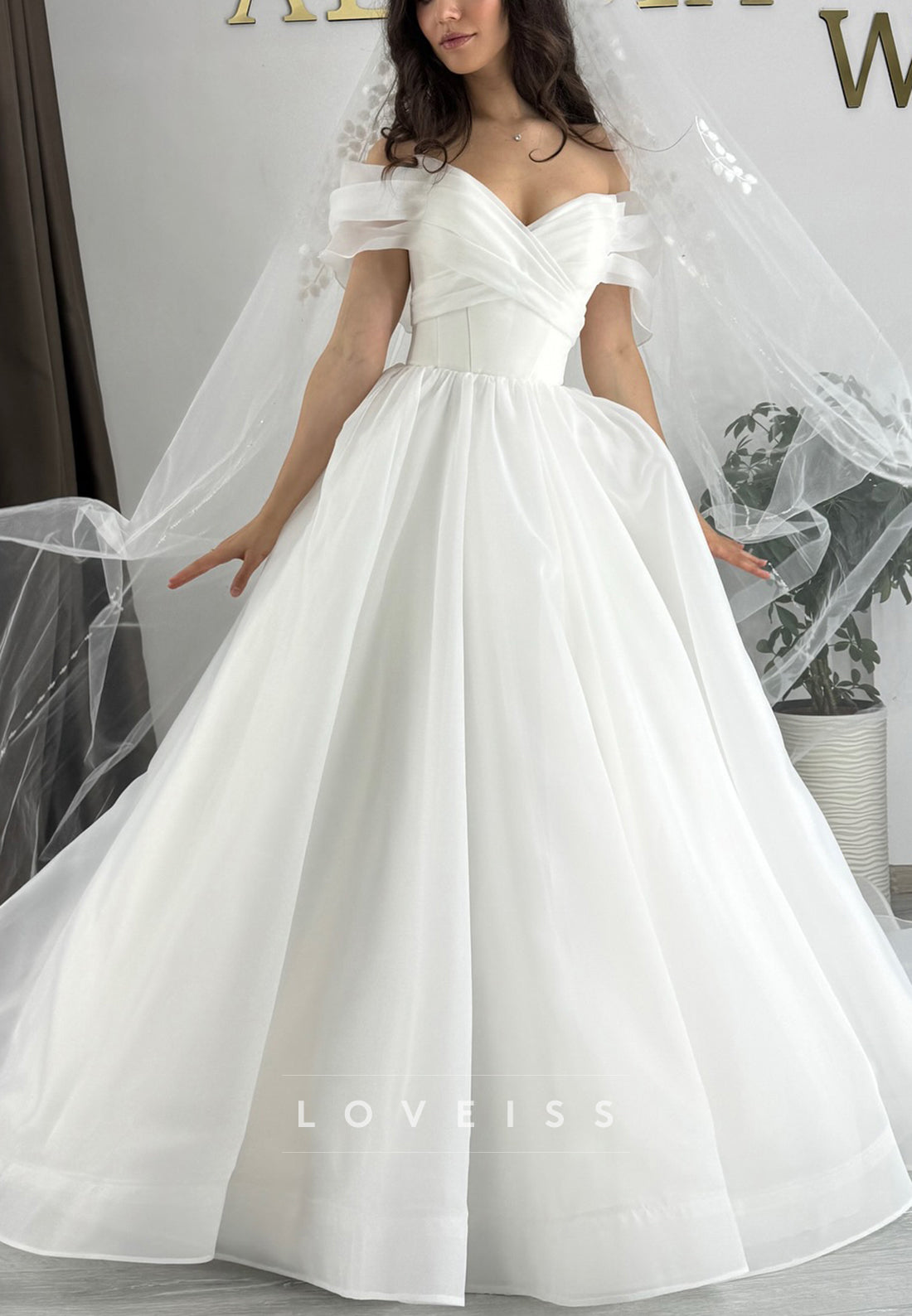 Off-Shoulder Organza Cap Sleeves A-Line Wedding Dressr