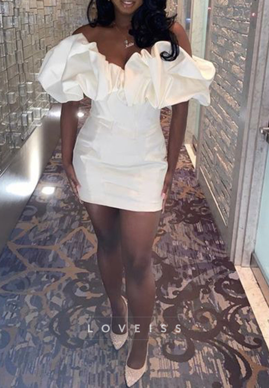 Off-Shoulder Ruffled Sleek Sheath Party Homecoming Dress
