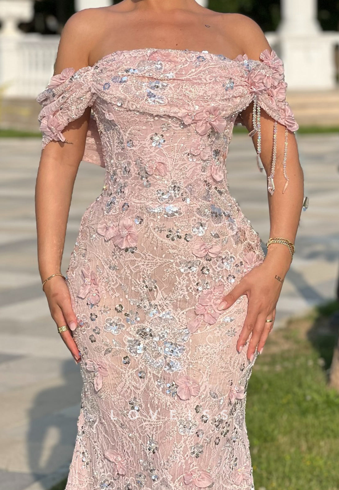 Off-Shoulder Sequins Appliques Mermaid Prom Dress