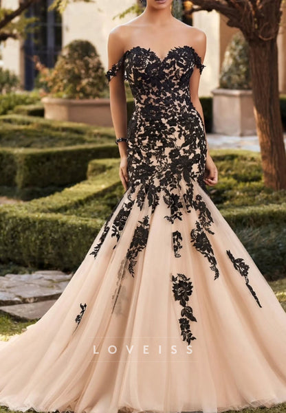 Off-Shoulder Sleeveless Appliques Mermaid Wedding Dress