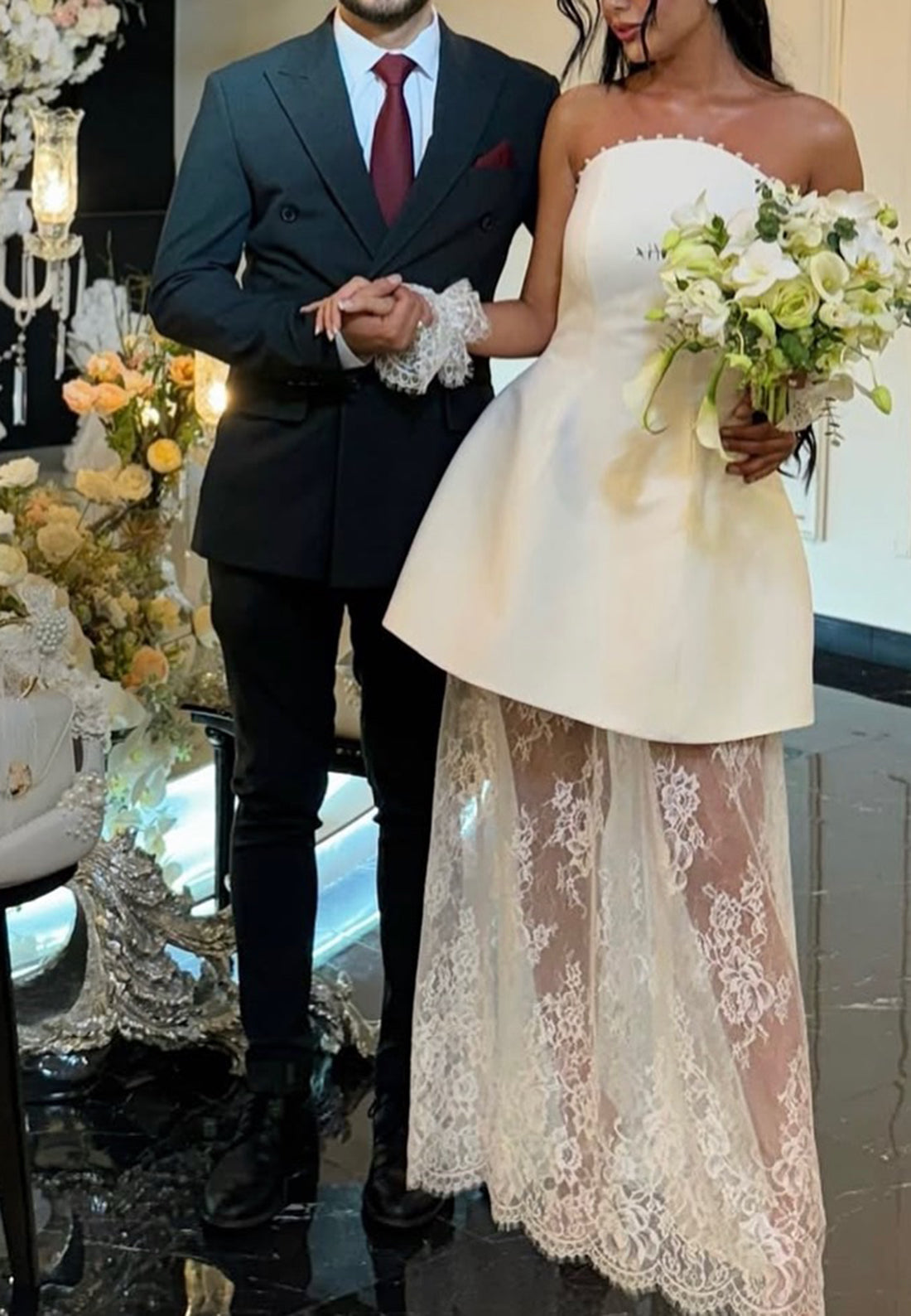 Off-Shoulder Sleeveless Appliques Pearl A-Line Wedding Dress