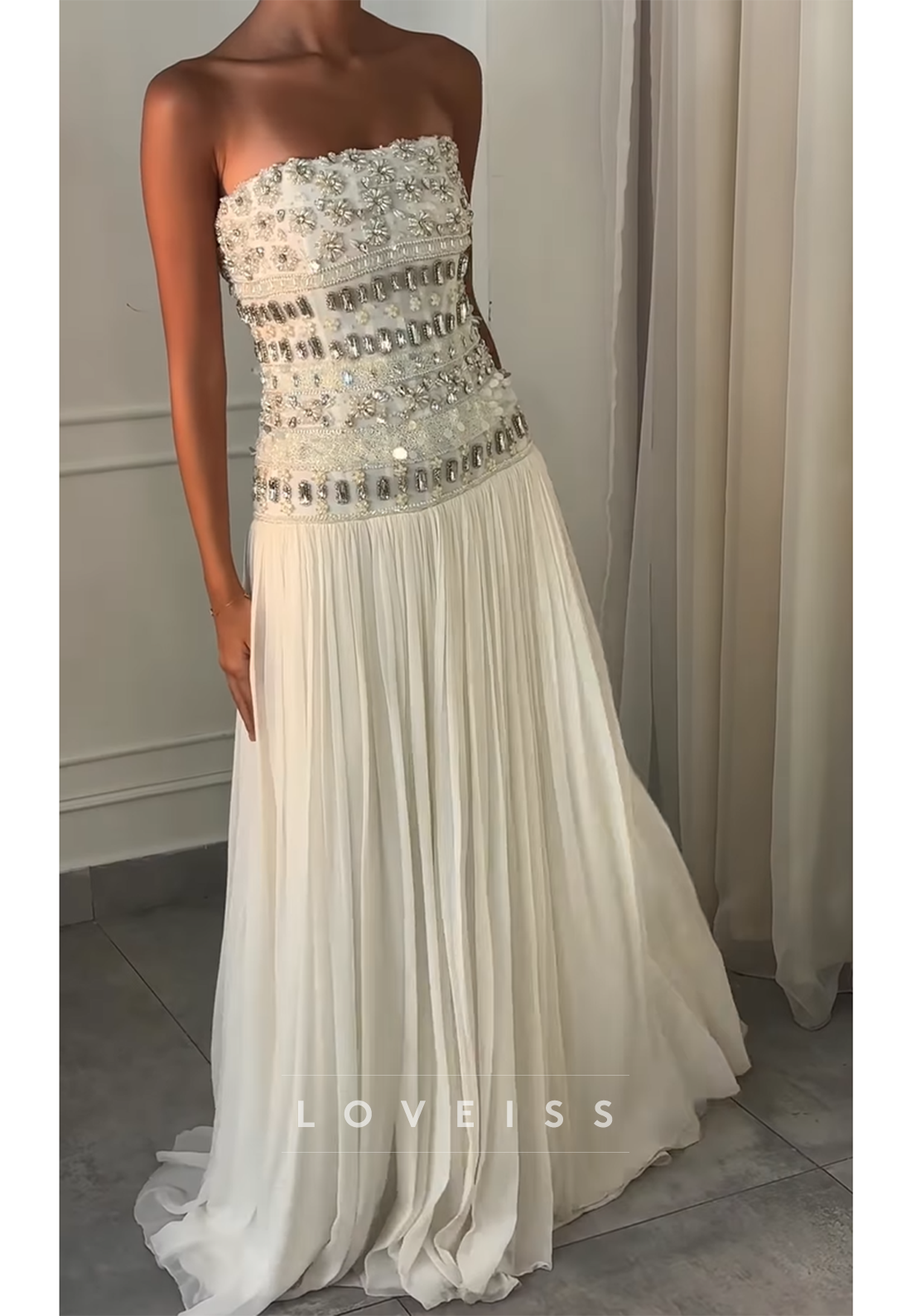 Off-Shoulder Sleeveless Beaded Pleated A-Line Prom Dress