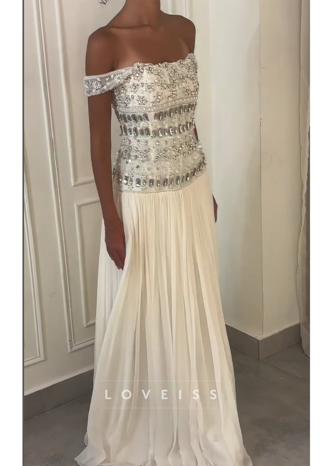 Off-Shoulder Sleeveless Beaded Pleated A-Line Prom Dress