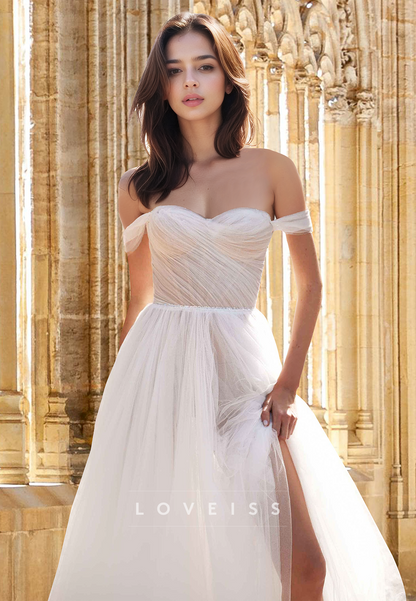 Off-Shoulder Sleeveless Pleated Tulle A-Line Beach Wedding Dress