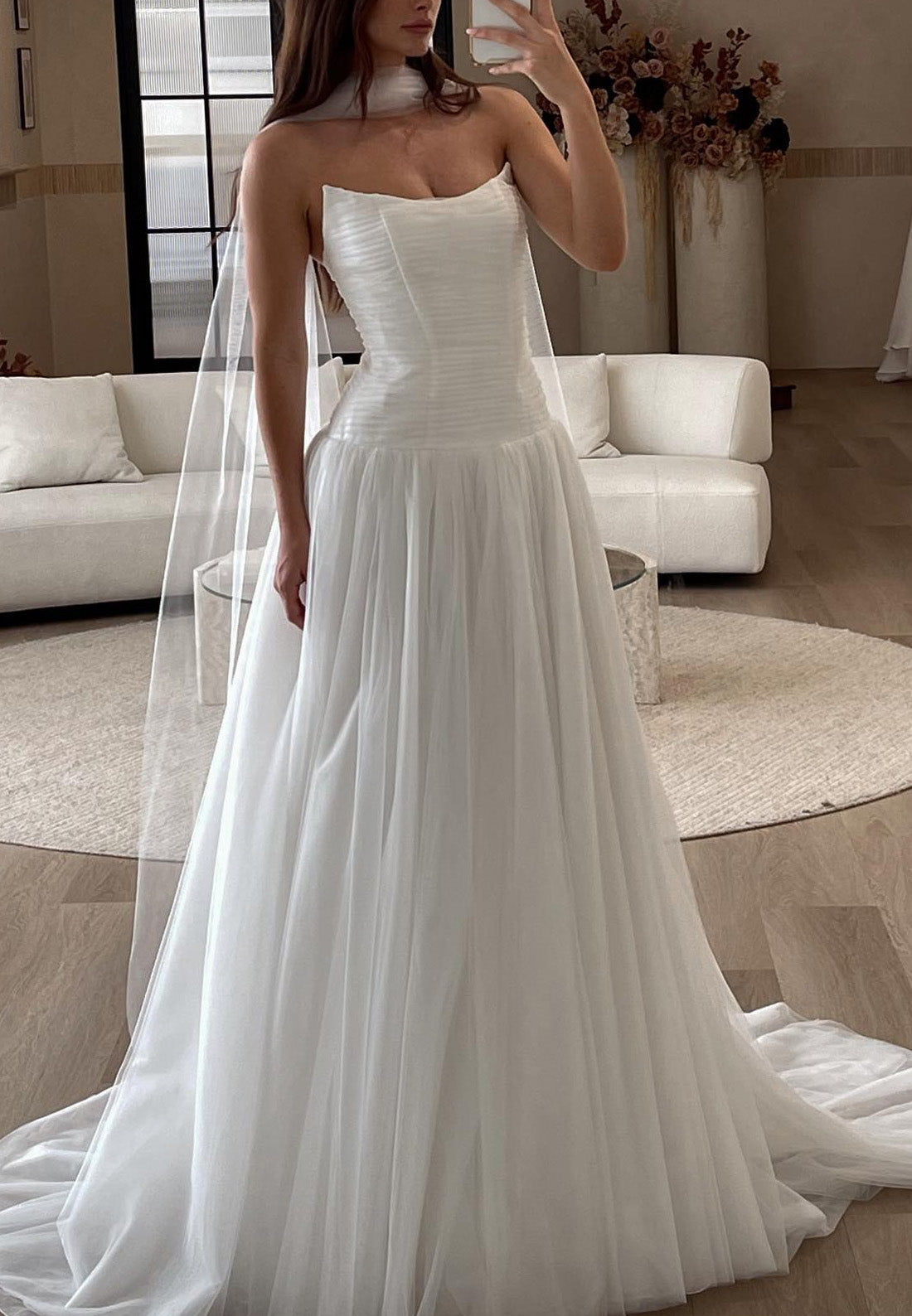 Off-Shoulder Sleeveless Pleated Tulle A-Line Wedding Dress