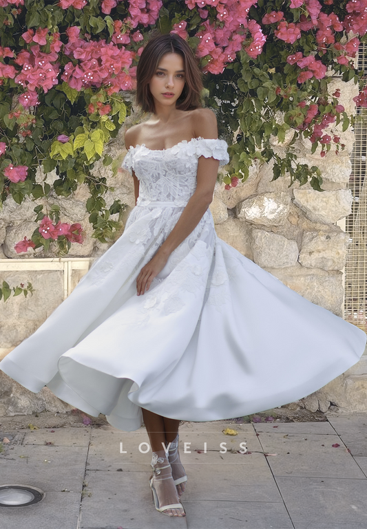 Off-Shoulder Strapless Appliques A-Line Wedding Dress