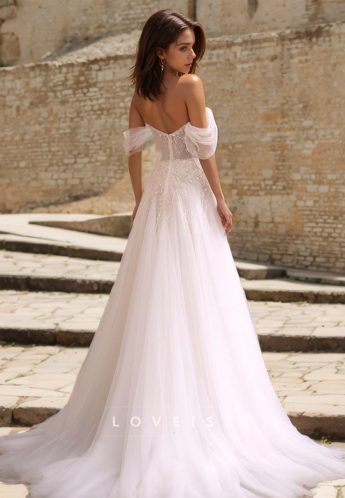 Off-Shoulder Strapless Appliques Tulle A-Line Wedding Dress