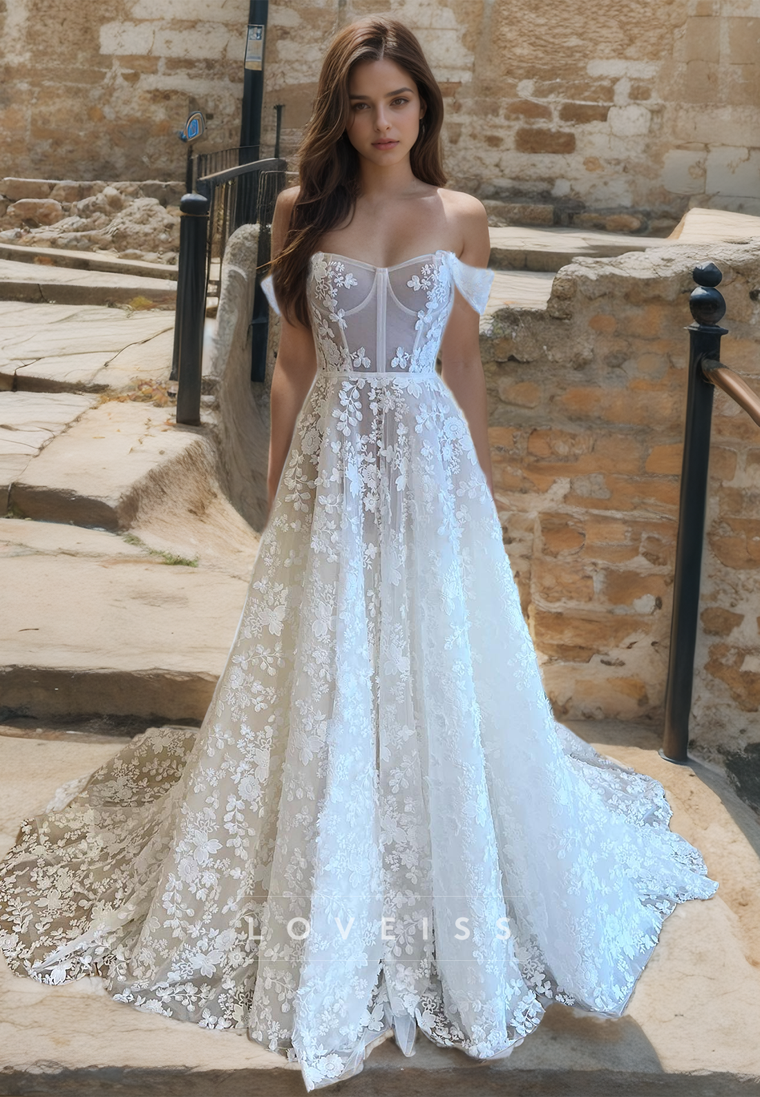 Off-Shoulder Strapless Pleated Appliques A-Line Wedding Dress