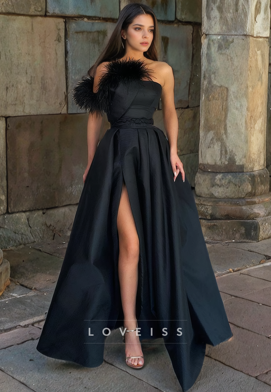 One Shoulder Feathered Sleeveless Pleated A-Line Prom Dress