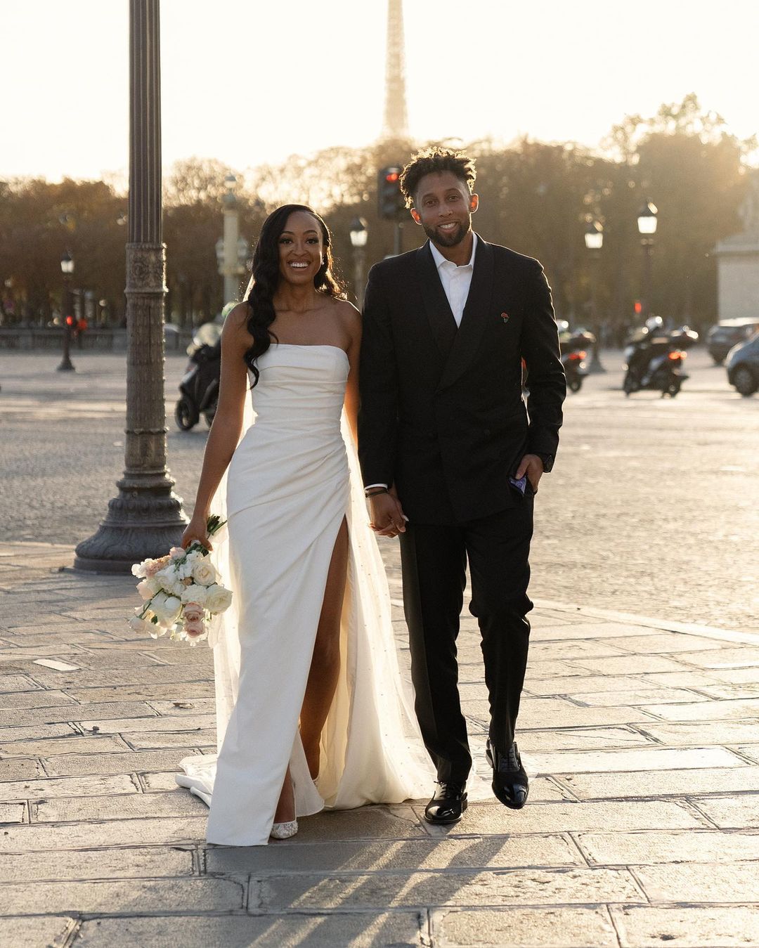 Princess Plus Size Satin Minimalist Wedding Dresses Mermaid Strapless Slit