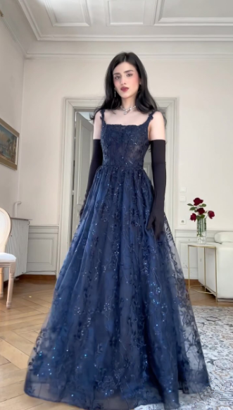Navy Blue A Line Lace Appliques Prom Dress Elegant Evening Gown