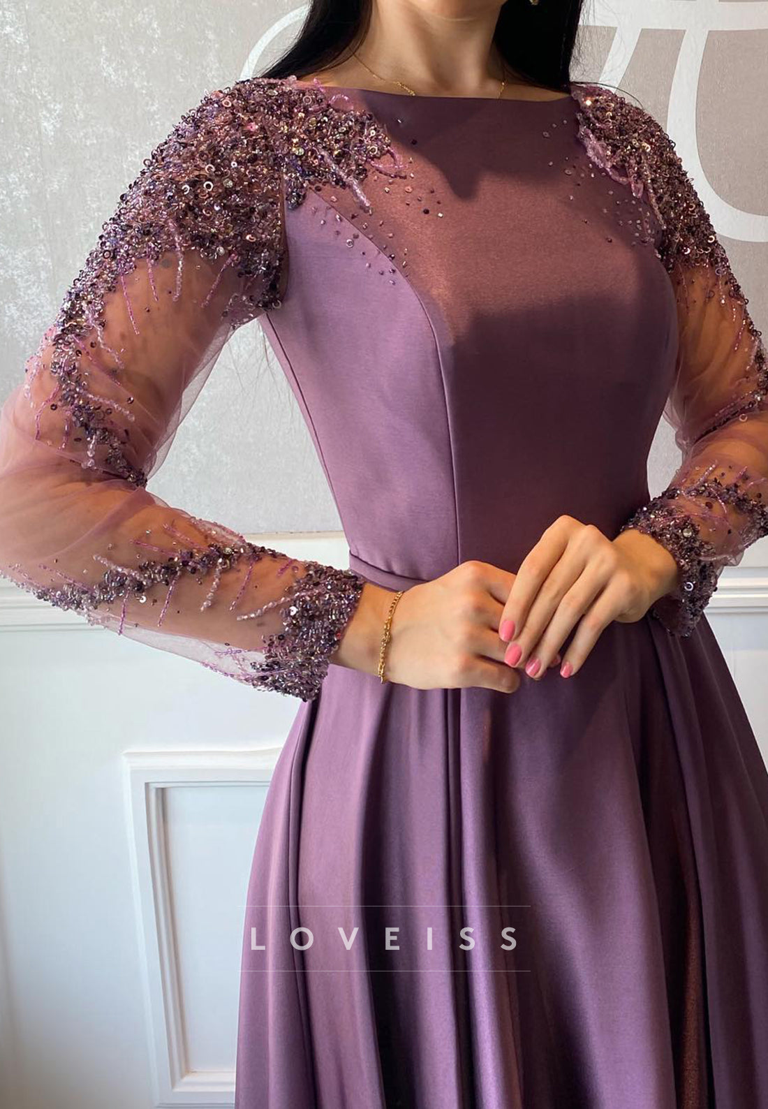 Scoop Long Sleeves Appliques A-Line Formal Dress