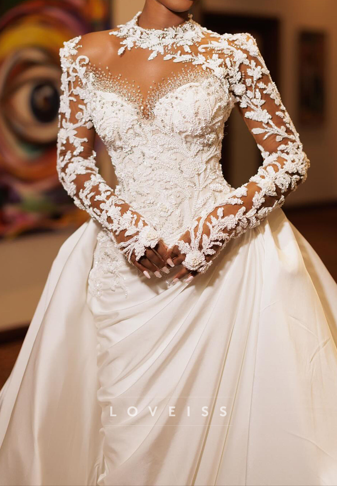 Scoop Long Sleeves Appliques Sheath Wedding Dress