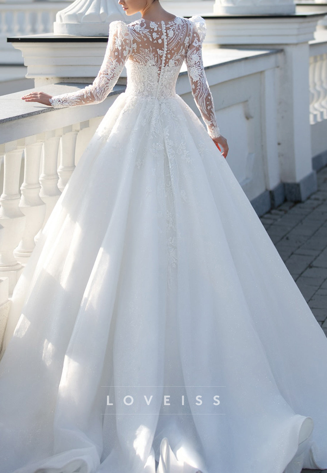 Scoop Long Sleeves Ball Gown Appliques Wedding Dress