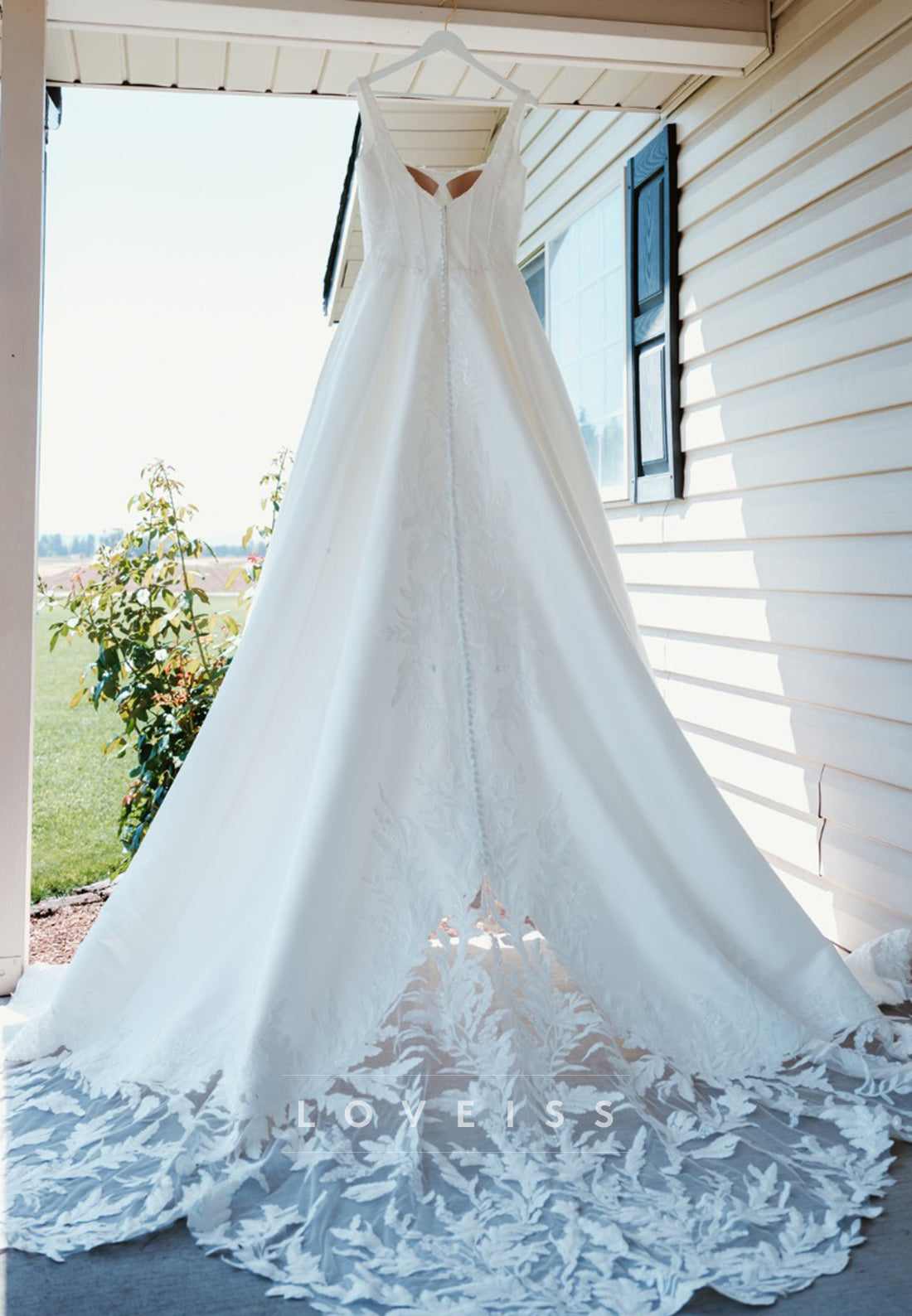 Scoop Straps Appliques Satin A-Line Wedding Dress