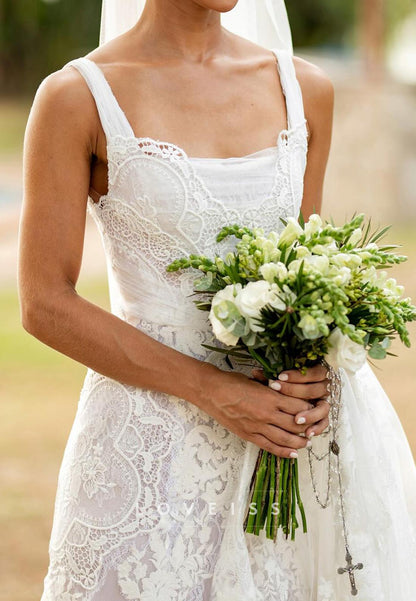 Scoop Straps Lace Appliques A-Line Wedding Dress