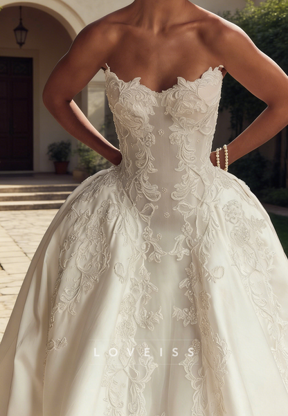 Semi-Sweetheart Lace Appliques A-Line Wedding Dress
