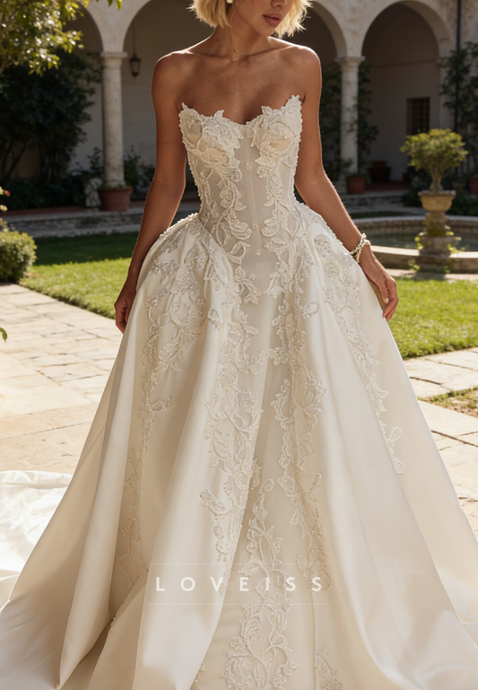 Semi-Sweetheart Lace Appliques A-Line Wedding Dress