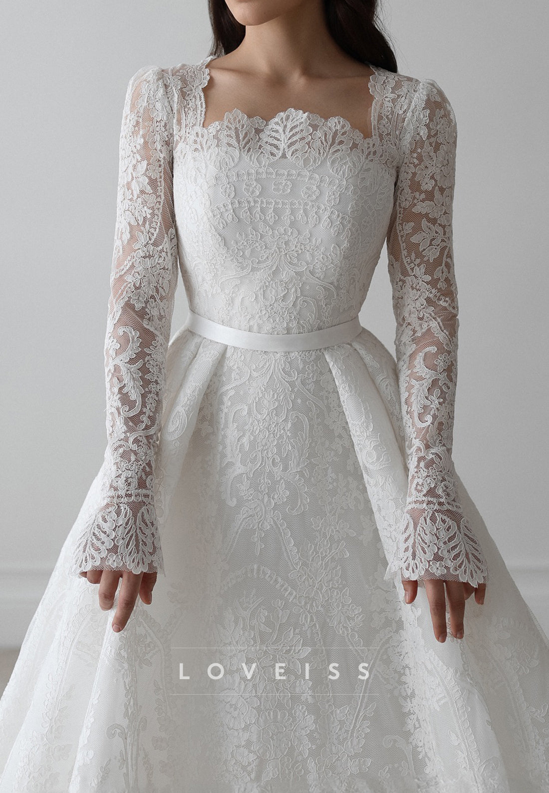 Square Long Sleeves Lace Appliques A-Line Wedding Dress