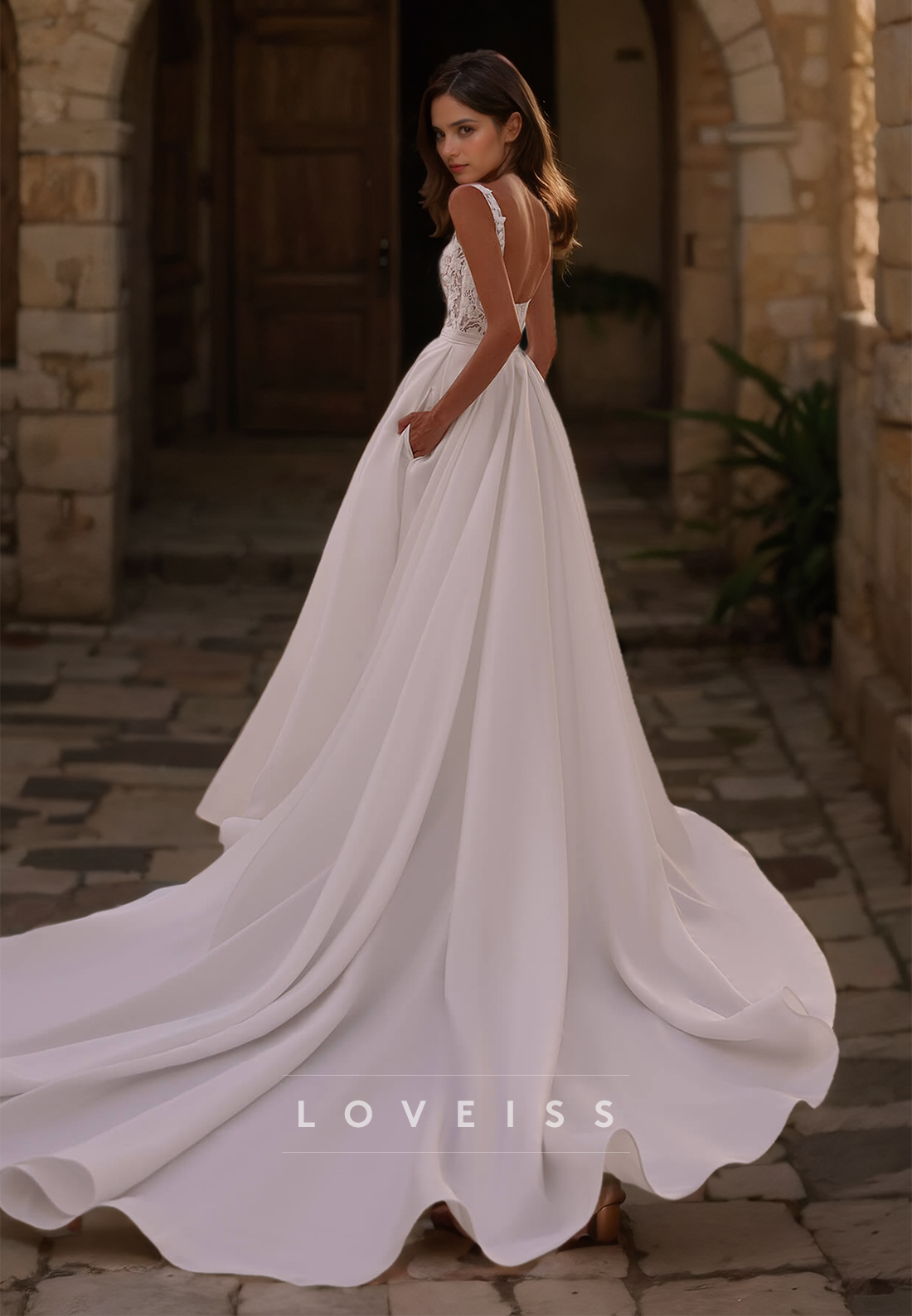 Square Straps Sleeveless Appliques Pleated A-Line Wedding Dress