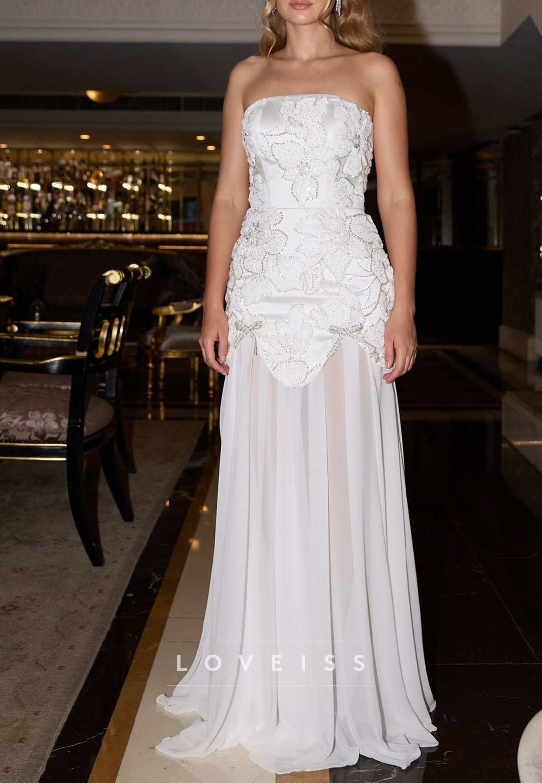Straight Across Sleeveless Appliques Chiffon A-Line Wedding Dress