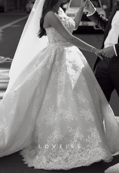 Straight Across Sleeveless Appliques Lace A-Line Wedding Dress