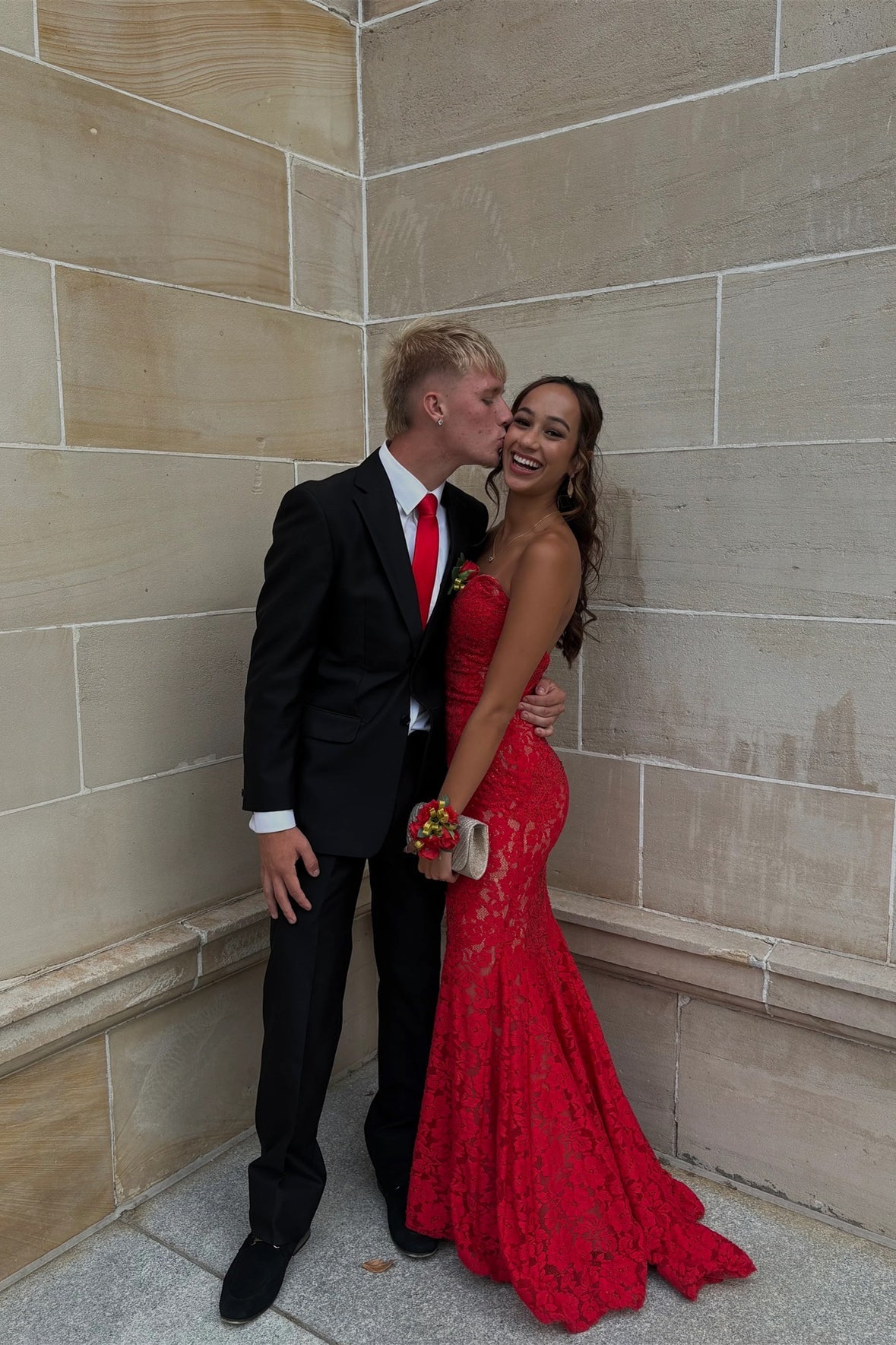 Strapless Red Lace Appliques Mermaid Long Dress