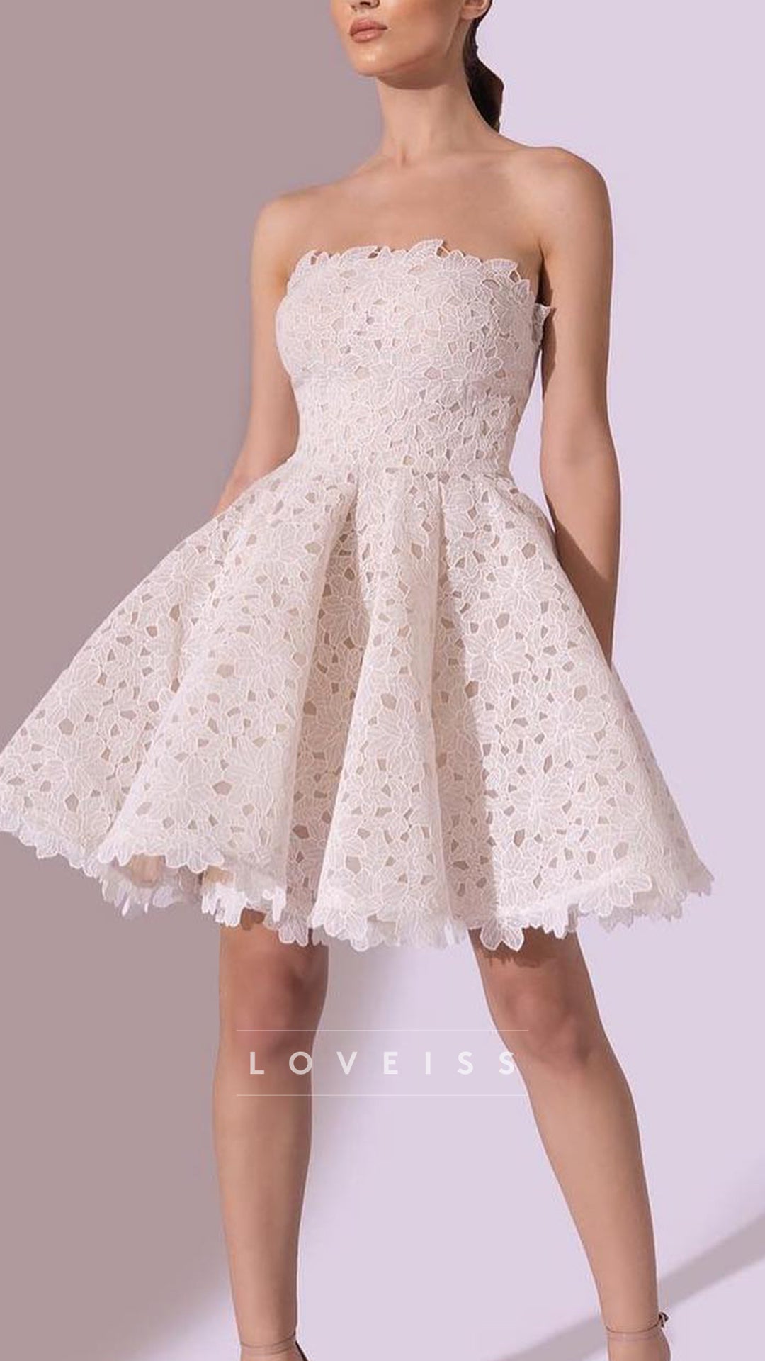 Strapless Sleeveless Appliques Short A-Line Weddingg Dress