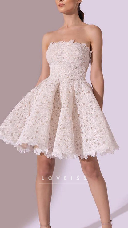 Strapless Sleeveless Appliques Short A-Line Weddingg Dress