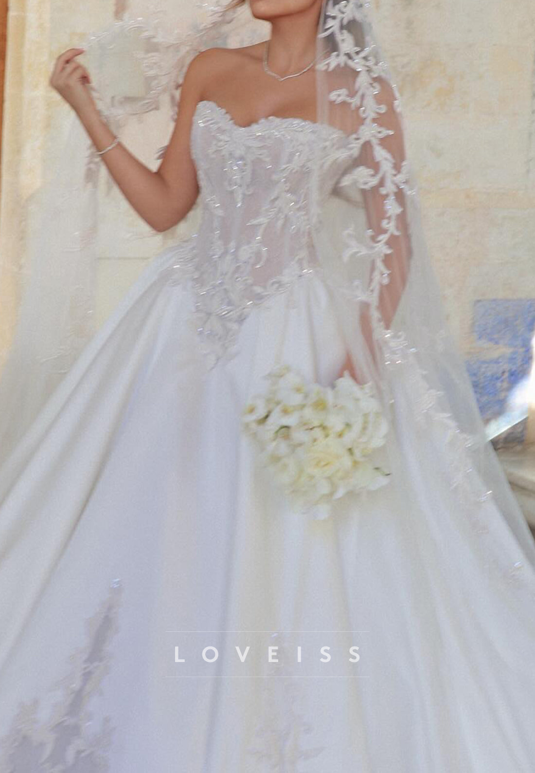 Sweetheart Appliques Satin Sleeveless A-Line Wedding Dress