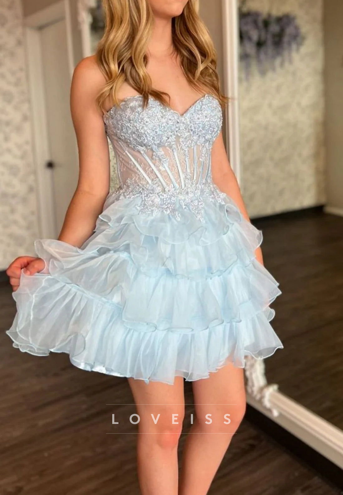 Sweetheart Appliques Tiered A-Line Party Homecoming Dress