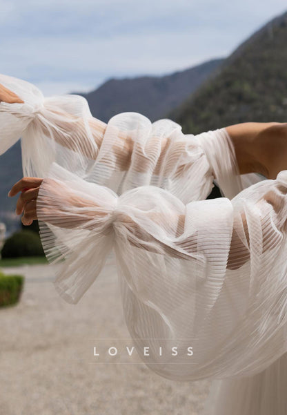 Sweetheart Appliques Tulle Pleated A-Line Wedding Dress