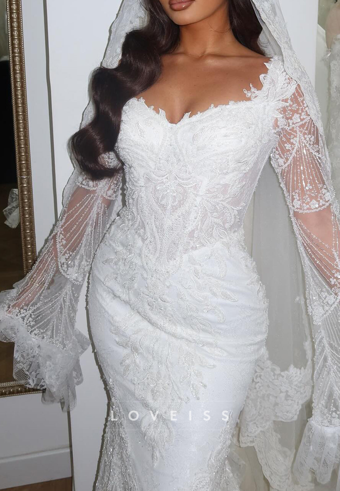Sweetheart Bell Sleeves Lace Appliques Mermaid Wedding Dress