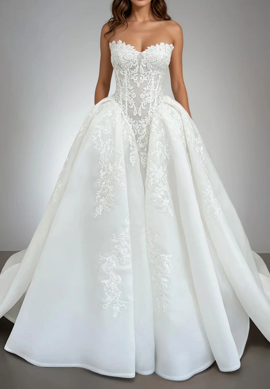 Sweetheart Corset Lace Appliques Pleated A-Line Wedding Dress
