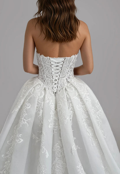 Sweetheart Corset Lace Appliques Pleated A-Line Wedding Dress