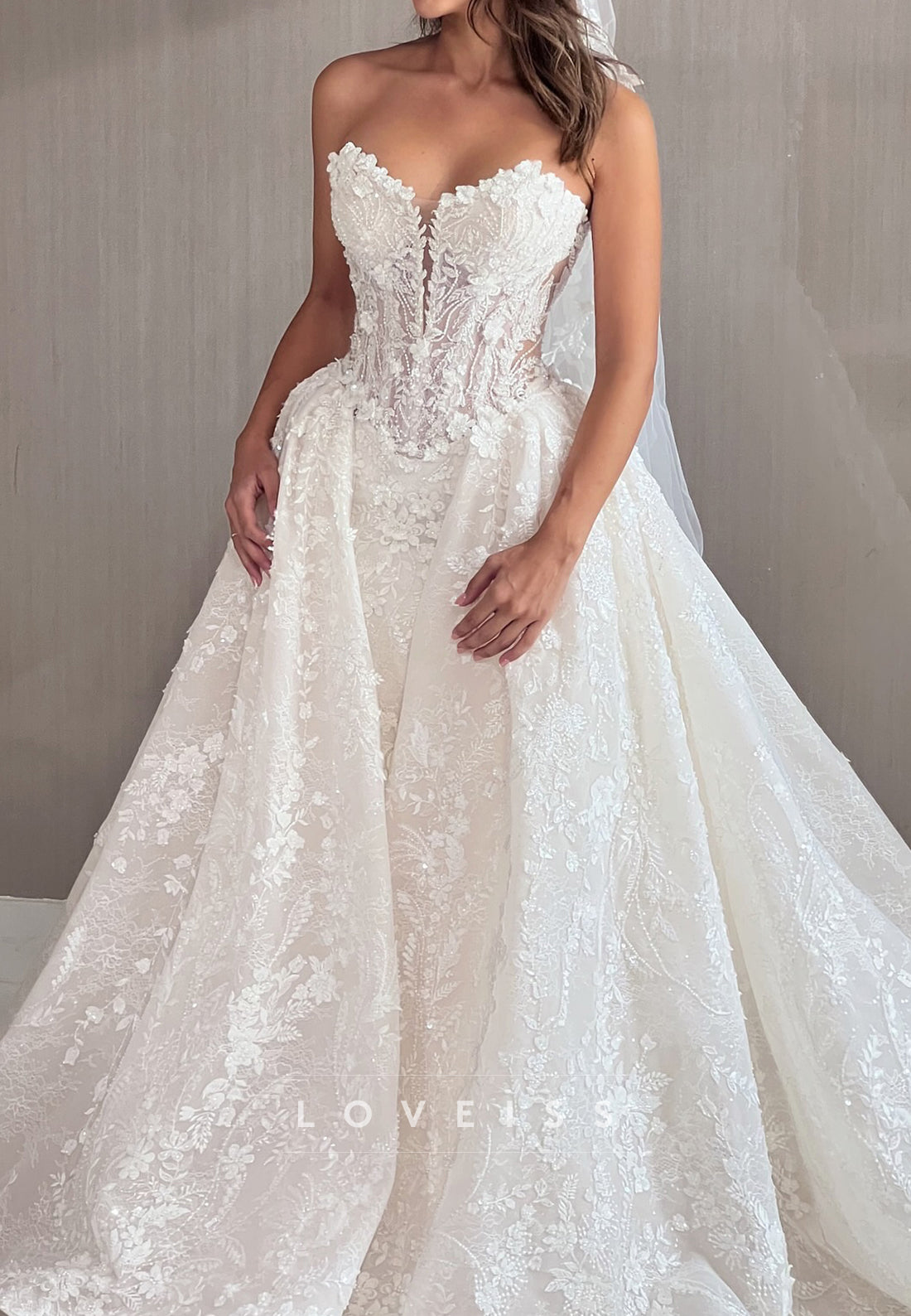 Sweetheart Detachable Train Floral Appliques Mermaid Wedding Dress