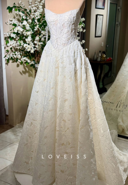 Sweetheart Floral Appliques Sleeveless A-Line Wedding Dress