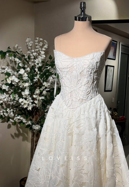 Sweetheart Floral Appliques Sleeveless A-Line Wedding Dress